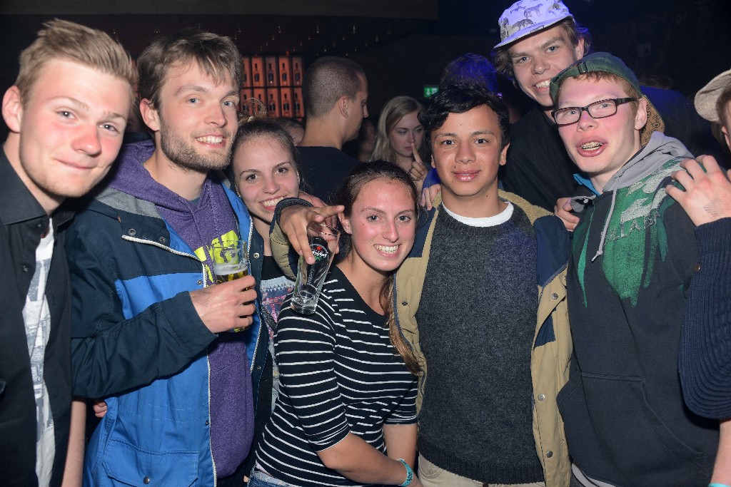 ../Images/Kite Board Open 2015 Zaterdag afterparty Oak 020.jpg